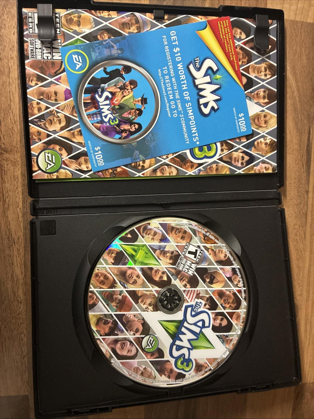 The Sims 3 Base Game PC/MAC with MANUAL Excellent Condition