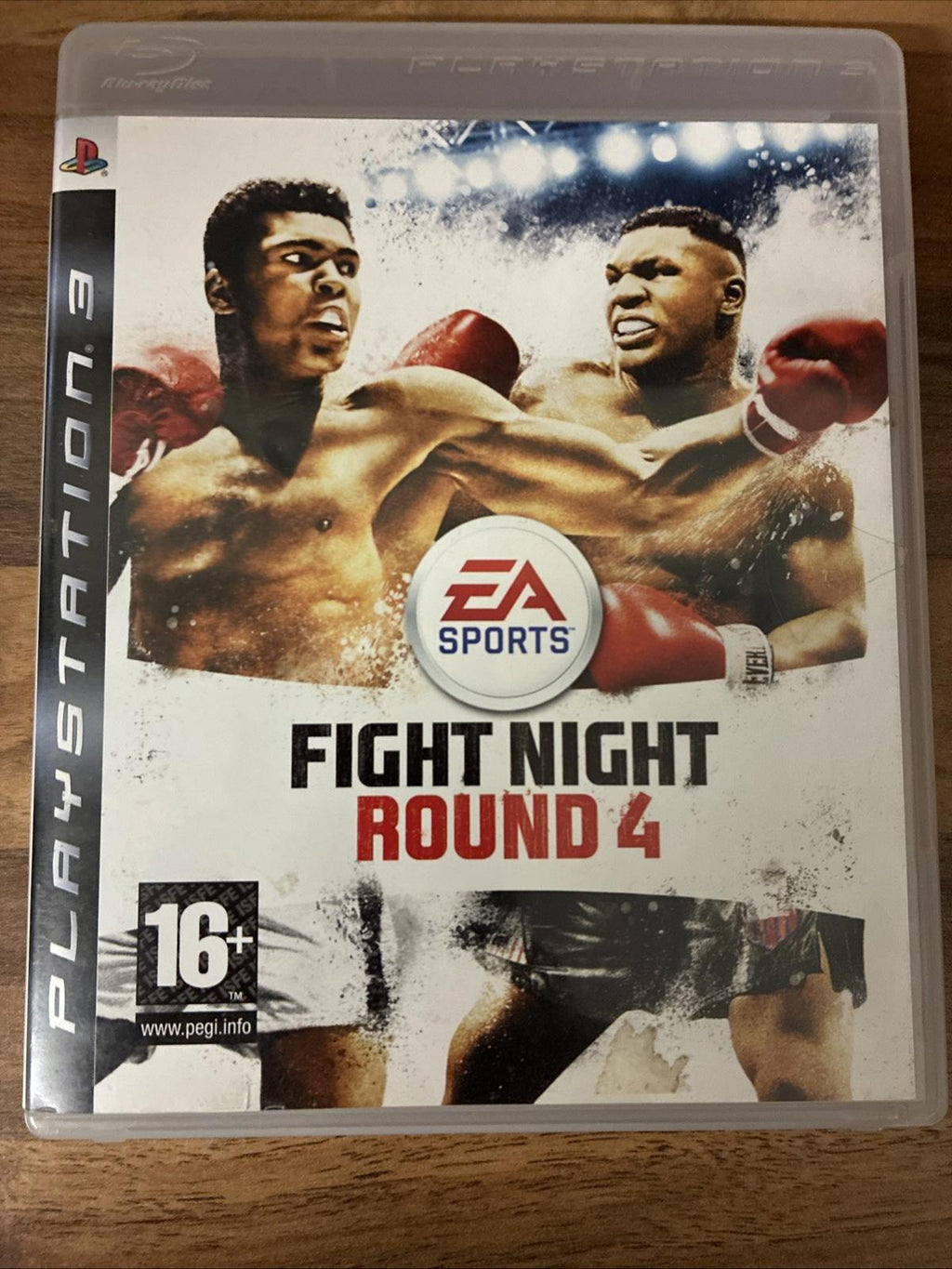 PlayStation 3 : Fight Night Round 4 (PS3) In Very Good Condition With Manual