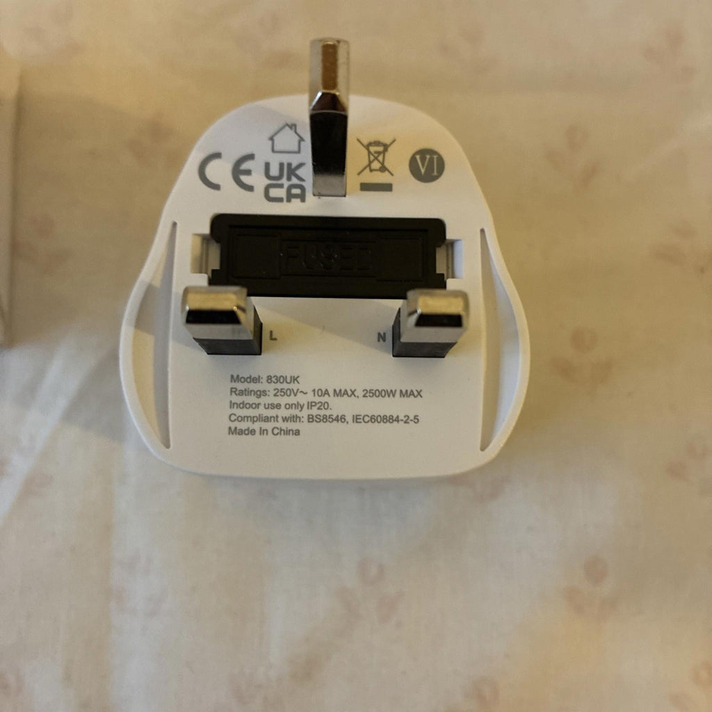 UK Visitor Travel Adaptor Worldwide Adapter Multi Plug To UK