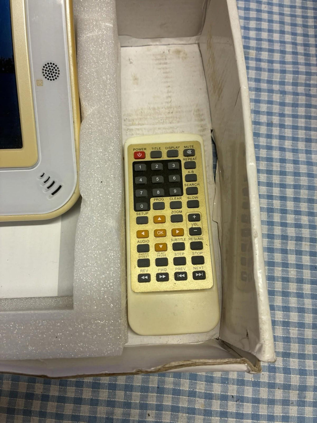 7-inch digital picture frame in its original packaging Used Condition Working