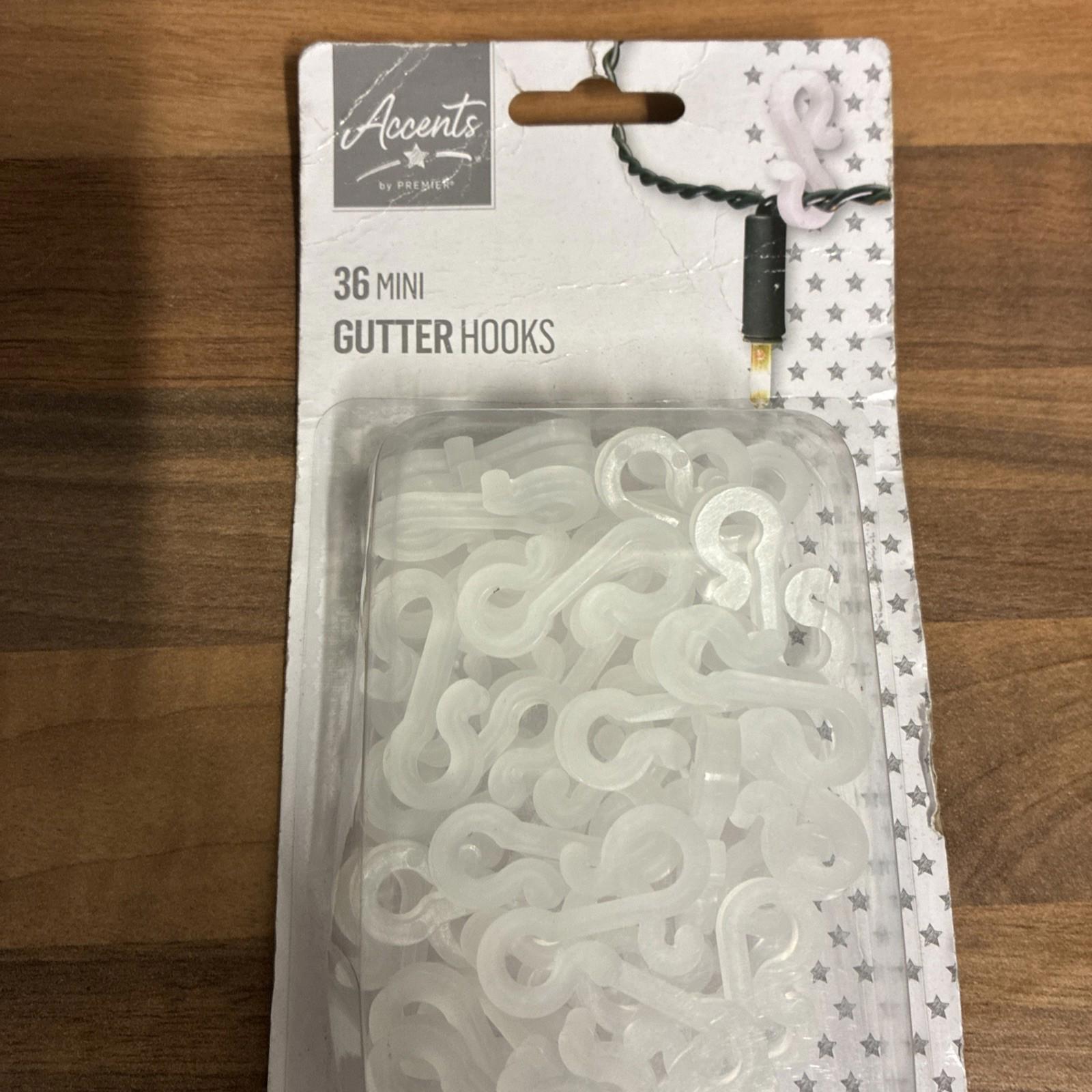 Christmas Light Gutter Hooks, Heavy Duty String Light Gutter Clip, Set of 36