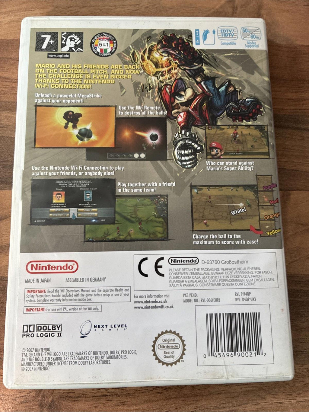 Mario Strikers Charged (Nintendo Wii, 2007) - PAL Version With Manual VGC