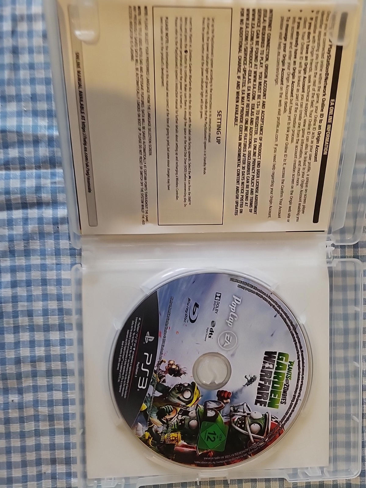 Plants vs Zombies: Garden Warfare (PlayStation 3) In Very Good Condition UK PAL