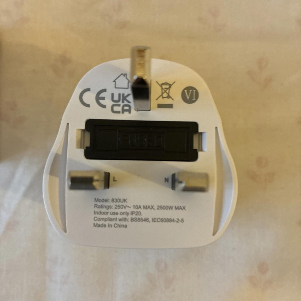UK Visitor Travel Adaptor Worldwide Adapter Multi Plug To UK