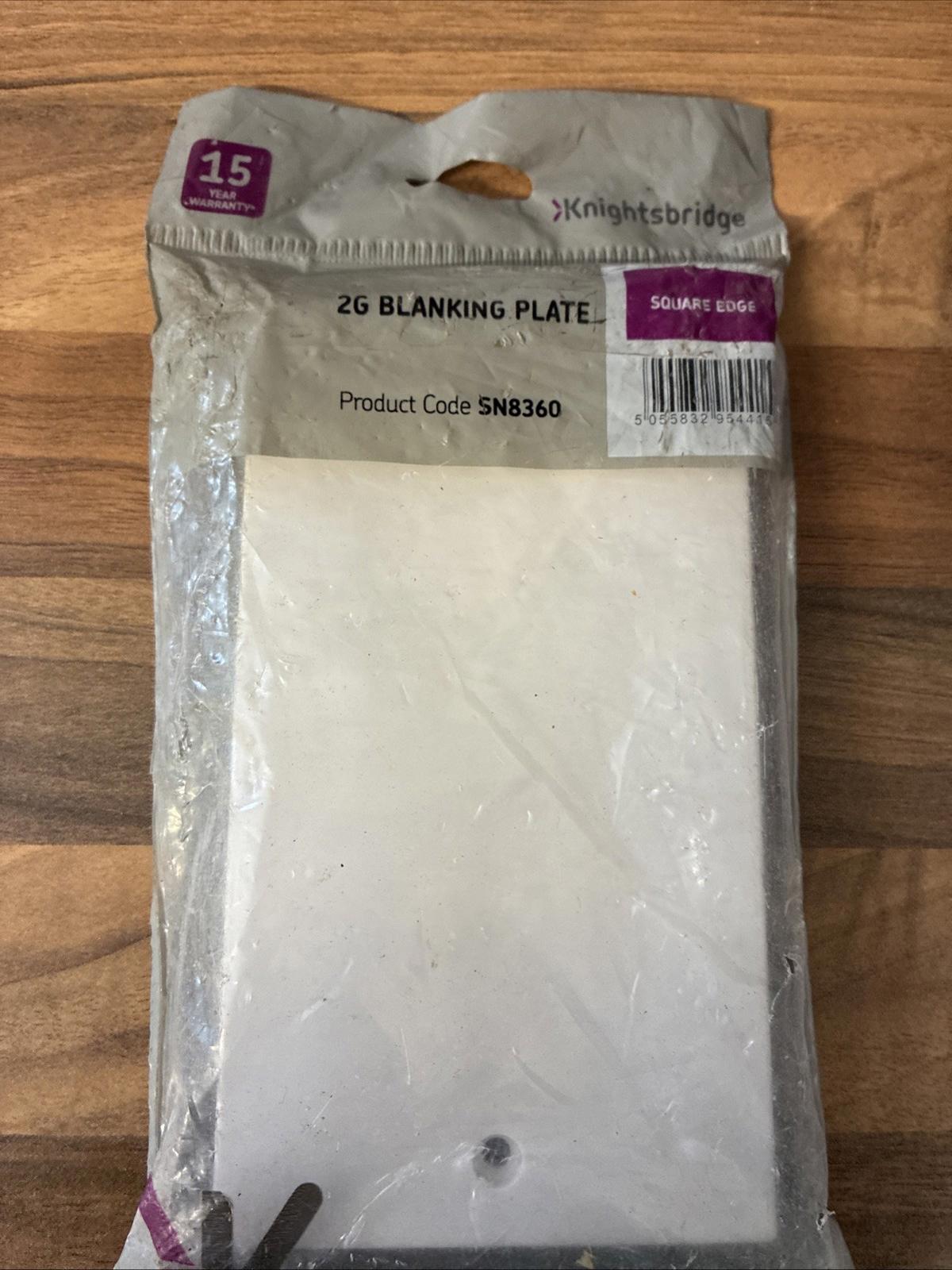 Double Gang Blank Plate Wall Socket Cover Knightsbridge SN8360