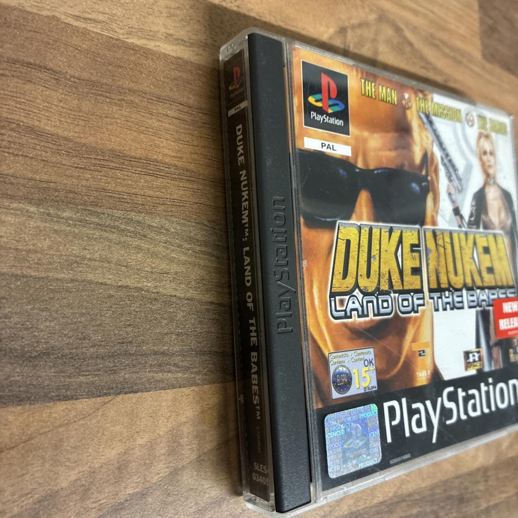 Duke Nukem Land of the Babes PS1 (COMPLETE) Sony PlayStation PAL PAL Near Mint!
