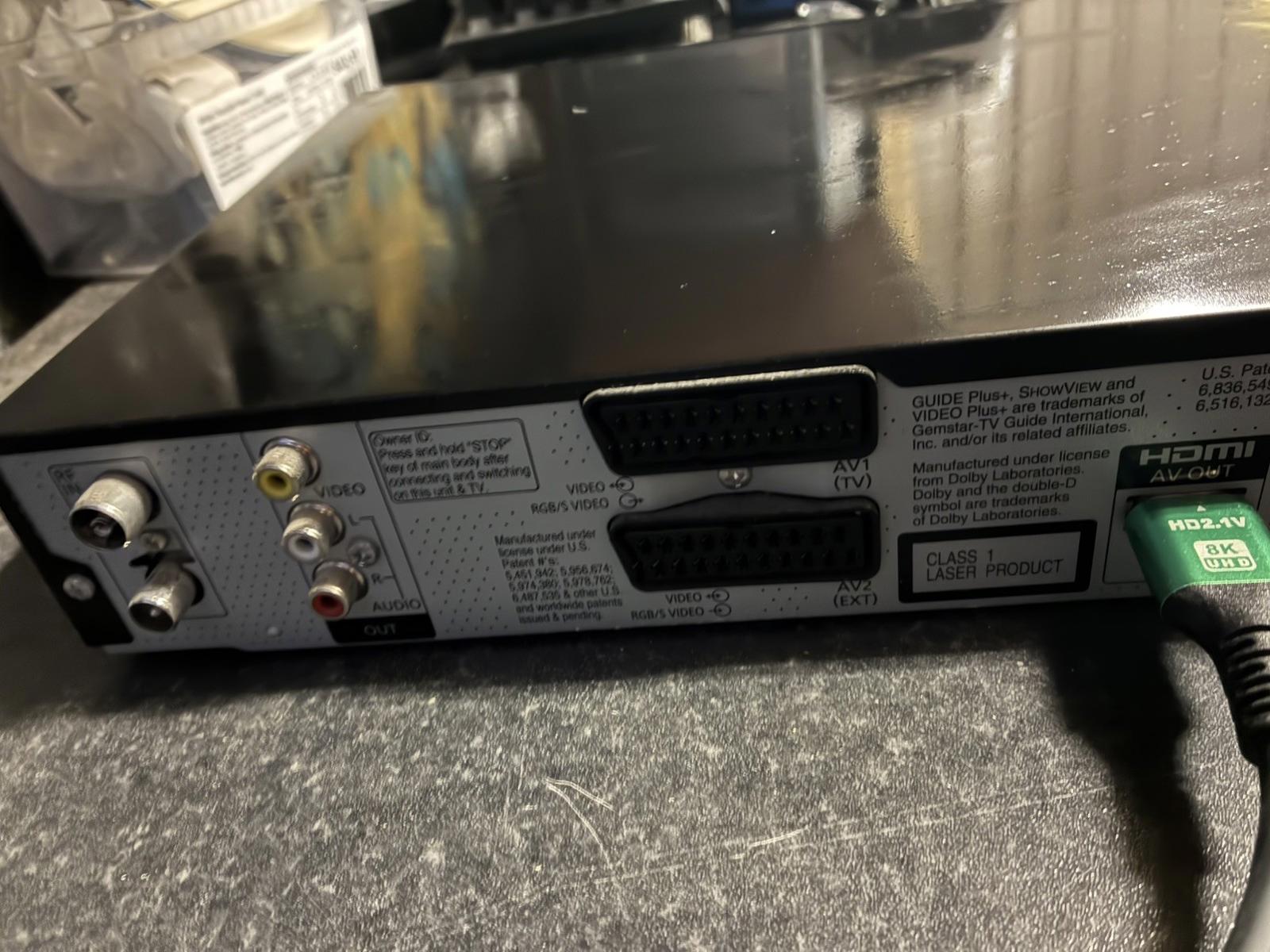 Panasonic DMR-EX773 Freeview DVD Recorder 160GB with Remote Black TESTED